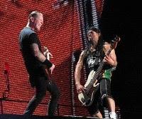 FUNDIDOS A NEGRO (Impresiones después del histórico concierto de Metallica en Lima). Por Luis Bistolfi