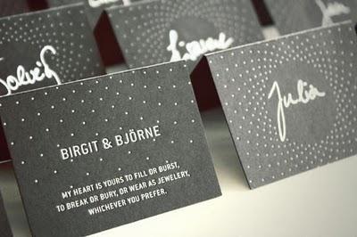 Color en las bodas: Blanco y Gris Oscuro