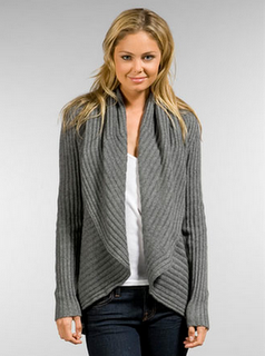 Adivina: ¿Quién es la celebrity con la chaqueta de lana y sombrero?