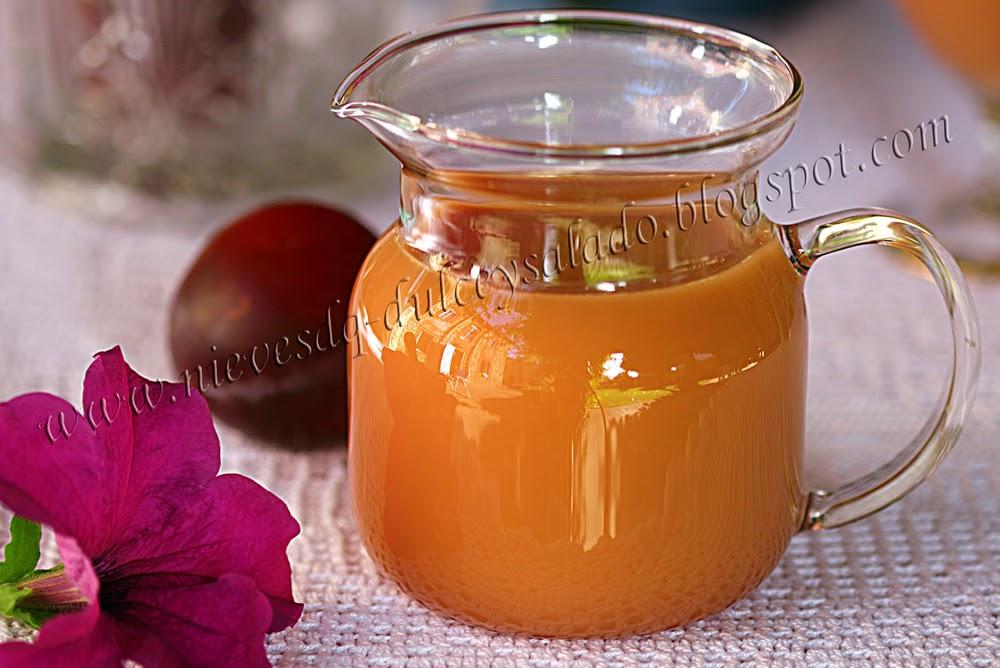 LECHE DE ARROZ CON CIRUELAS