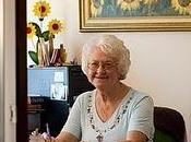 entrevista Joan Hunt, fundadora presidenta Asociación para cuidados cáncer( CUDECA)