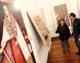 Alfonsina Barrionuevo brinda la Exposición de Fotos Testigo en Jirón de la Unión 1030