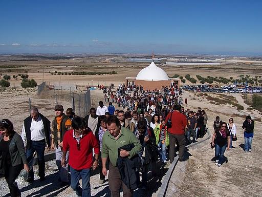 Ceremonia de Aventamiento de las Cenizas de Silo. Parque Toledo