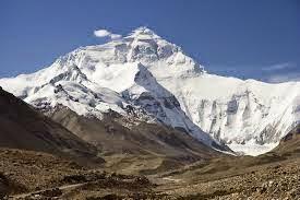El Himalaya, un accidente de tráfico continental a cámara superlenta