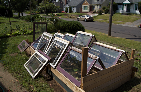 8 Ventajas de tener un invernadero camas calientes