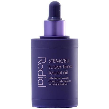 Cuida tu rostro con aceites de belleza rodial_stemcell