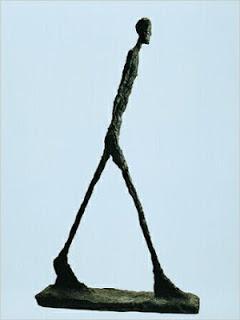 El hombre que anda de Giacometti