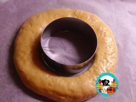 Roscón de pasas al ron y nueces