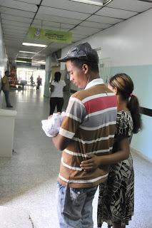 Más adolescentes son madres, menos se planifican