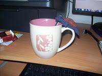 ¡  NOSOTROS NO SOMOS VIOLENTOS !