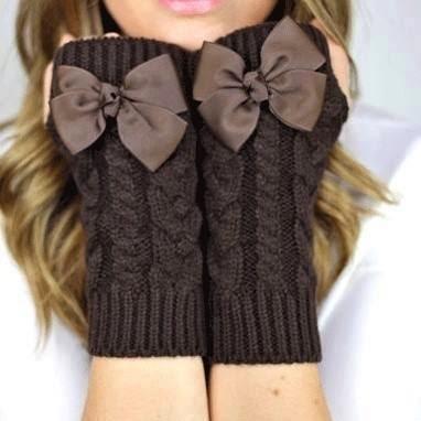 San Viernes and the moon