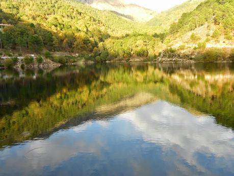 EMBALSE DE PIEDRALAVES