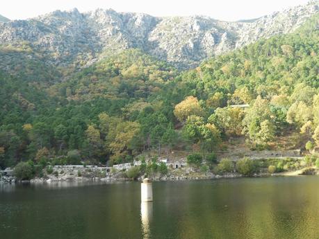 PRESA DE PIEDRALAVES