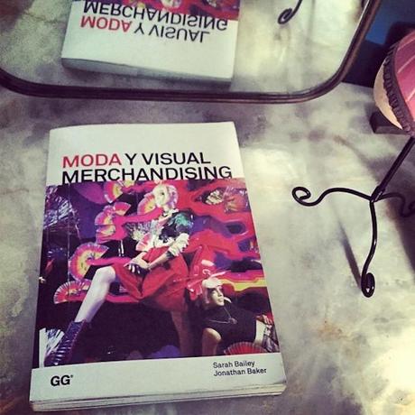 moda visual merchandising libro editorial gustavo gili