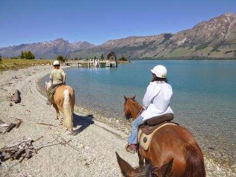 PASEO A CABALLO POR WYUNA