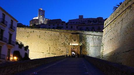 Ibiza, la isla balear que nunca duerme