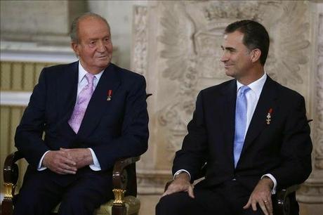 La puerta giratoria de Zarzuela.