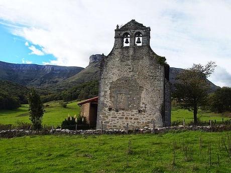 Iglesia en la población de Madaira