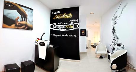 Entrada de Cosquillearte en la calle Fernández de los Ríos, 55 de Madrid 