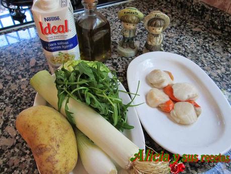 CREMA DE RÚCULA CON VIEIRA