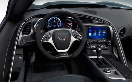 Chevrolet-Corvette_Z06-2015-el-interior