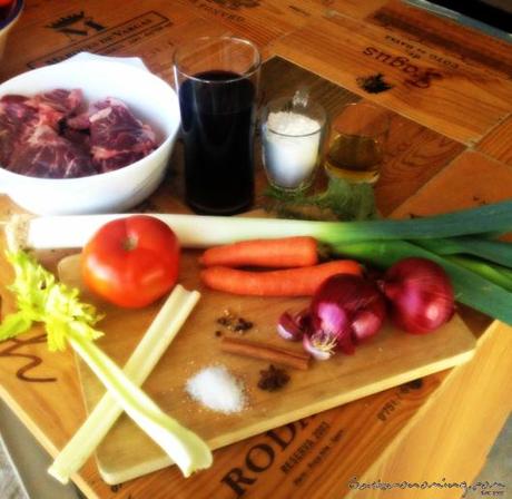 Carrilleras de cerdo ibérico al vino tinto