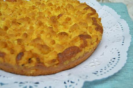 BIZCOCHO DE MANZANA Y AROMA DE NARANJA CON STREUSEL