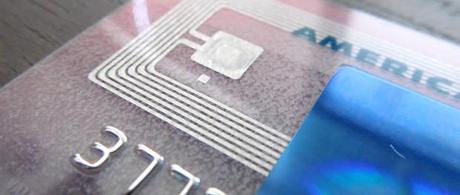 MITO No. 4: TENGO UNA TARJETA DE CRÉDITO Y LA USO COMO DINERO EXTRA