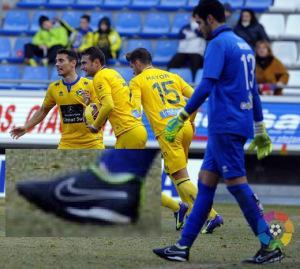 Munir (Numancia) con unas Nike Tiempo Turf