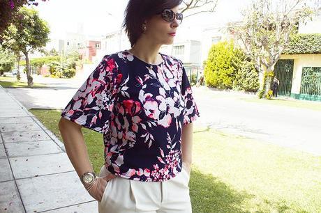 Mis Looks - Top tropical