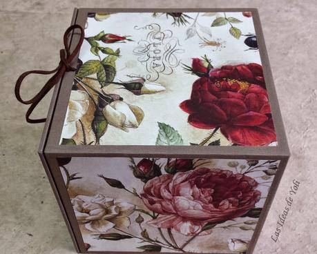 Caja joyero para anillos.