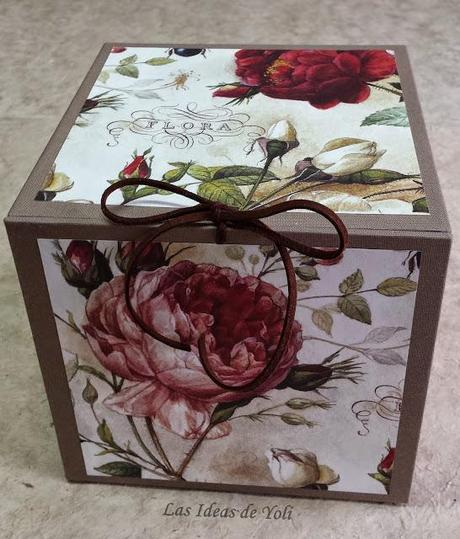 Caja joyero para anillos.