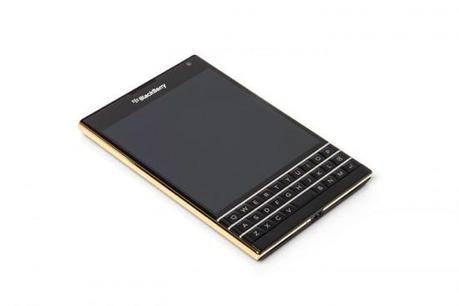 Ya puedes comprar un BlackBerry Pasaporte en Oro de 24K