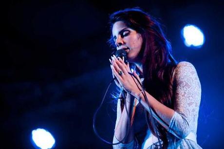 Lana del Rey prepara la salida de su cuarto álbum Honeymoon