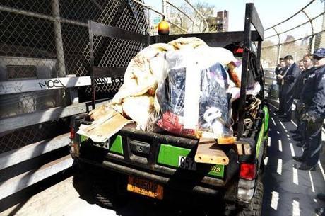 Encuentran algo sorprendente en el puente de Manhattan