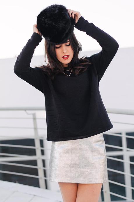 SILVER SKIRT