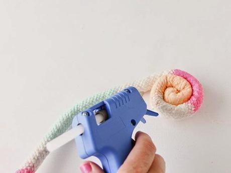 DIY SALVAMANTELES CON UNA CUERDA DE ALGODON