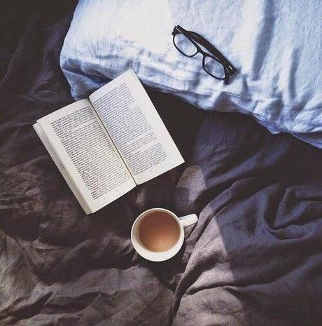 una taza de té para los retos de lectura