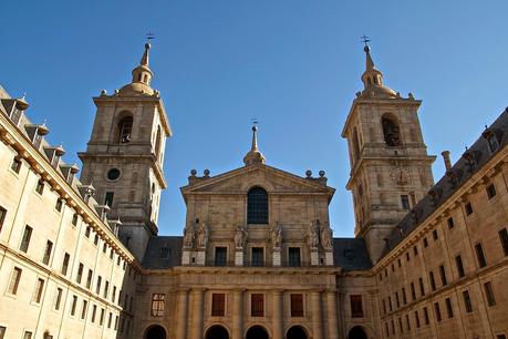 EL VALLE DE LOS CAÍDOS Y EL ESCORIAL: ESPLENDOR Y DECADENCIA DE ESPAÑA