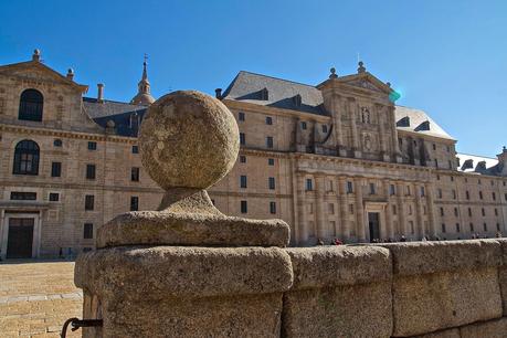 EL VALLE DE LOS CAÍDOS Y EL ESCORIAL: ESPLENDOR Y DECADENCIA DE ESPAÑA