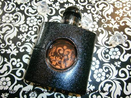 Black Opium: la seducción en frasco negro.