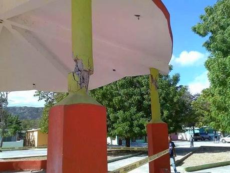 Temblor de tierra daña edificaciones en Las Salinas.