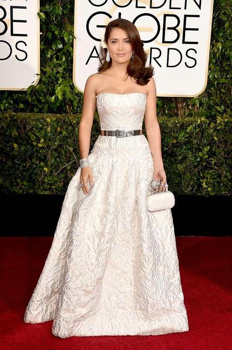 SALMA HAYEK GLOBOS DE ORO VESTIDO BLANCO