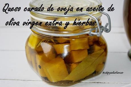 Queso curado en aceite de oliva virgen extra y hierbas Queso curado en aceite de oliva virgen extra y hierbas