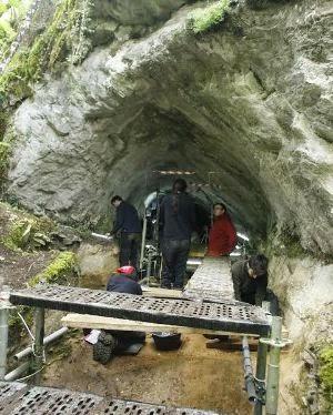 Las excavaciones arqueológicas en Cova Eirós se quedan sin presupuesto para este año