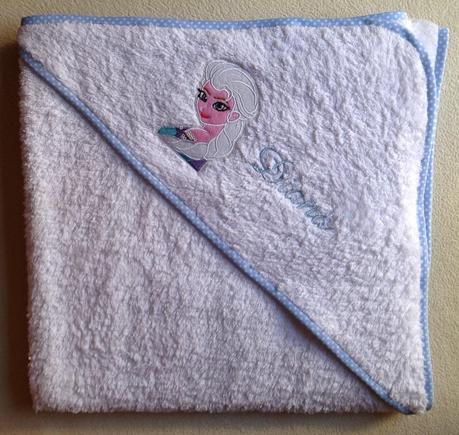 CAPAS DE BAÑO PARA UNA BEBÉ