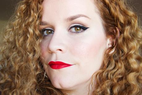 Look Red Lips & Black Liner