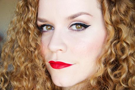 Look Red Lips & Black Liner