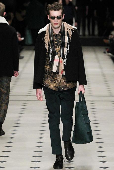 Burberry_Prorsum_fall_winter_2015_glamour_narcotico_lifestyle_and_fashion_blogger (29)