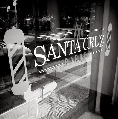 Sesión de afeitado a navaja en Santa Cruz Barber